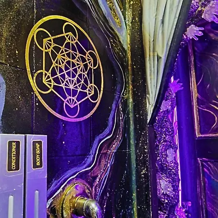 La Casa Di Strega Euphoria - Casa Tra Arte E Magia Appartement *