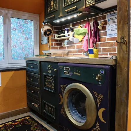 La Casa Di Strega Euphoria - Casa Tra Arte E Magia Appartement *