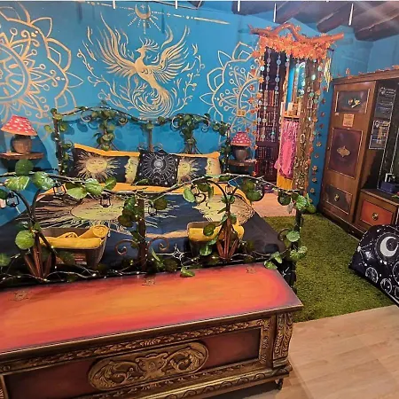 La Casa Di Strega Euphoria - Casa Tra Arte E Magia Viterbe