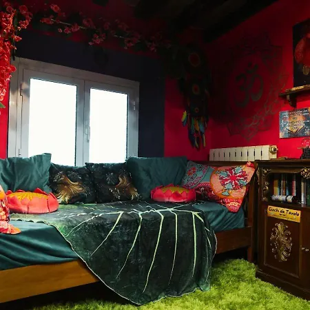 La Casa Di Strega Euphoria - Casa Tra Arte E Magia Appartement *
