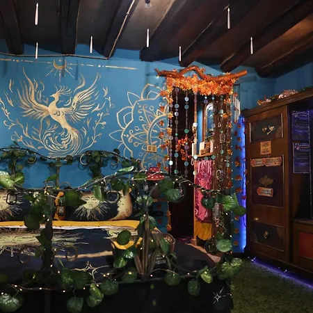 La Casa Di Strega Euphoria - Casa Tra Arte E Magia Appartement *