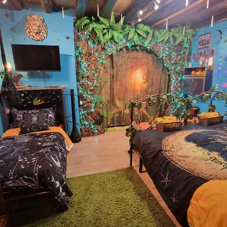 La Casa Di Strega Euphoria - Casa Tra Arte E Magia Appartement Viterbe